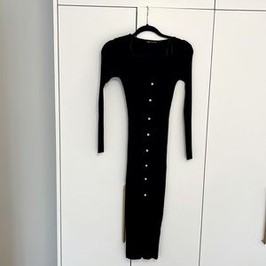 Zara long sleeved ribbed button down midi dress